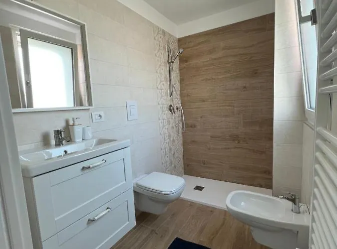 The #6 Howme Apartament *