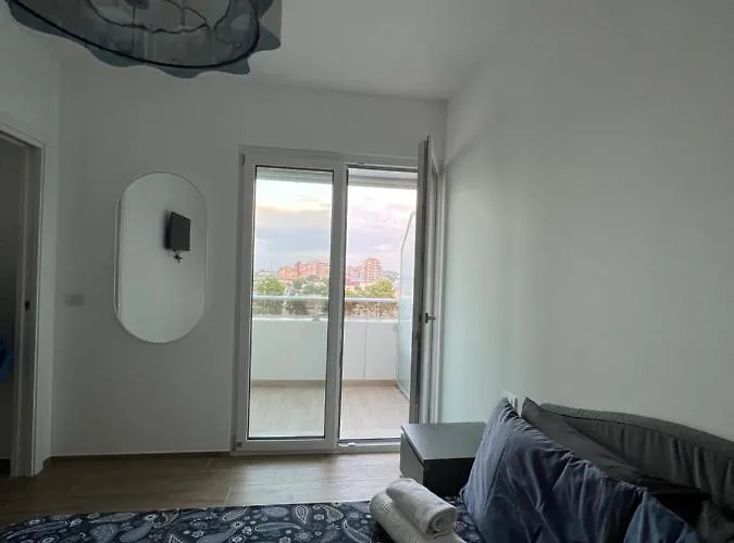 Apartament The #6 Howme